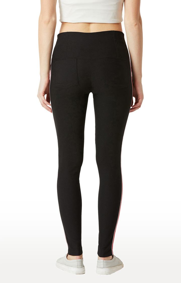 Women's Black Solid Jeggings