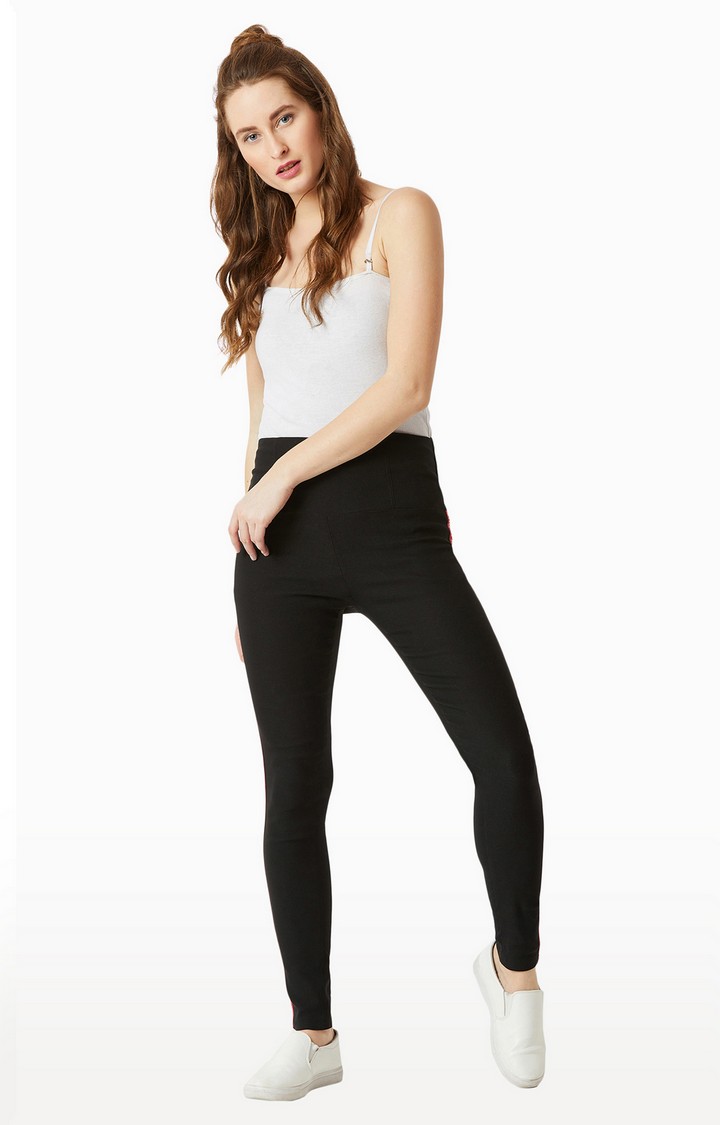 Women's Black Solid Jeggings