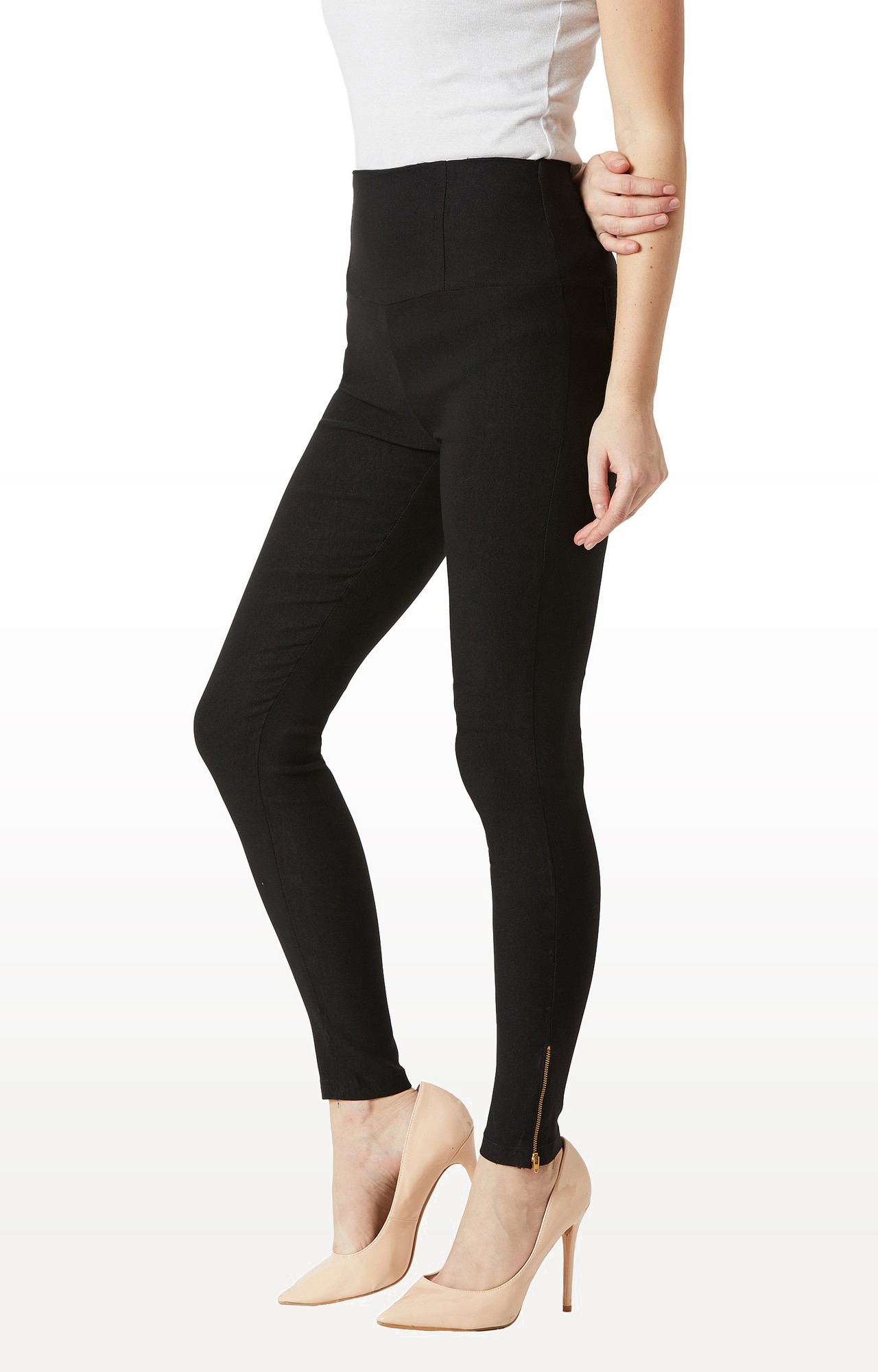 MISS CHASE | Women's Black Solid Jeggings 2