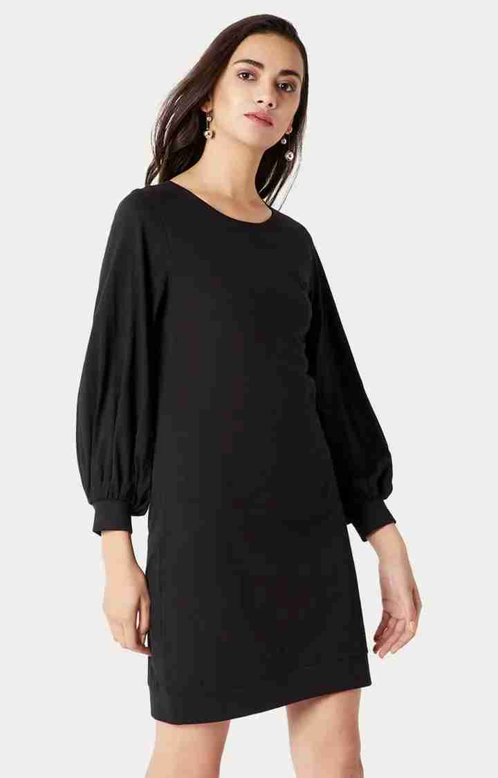 Women's Black Cotton SolidCasualwear Shift Dress