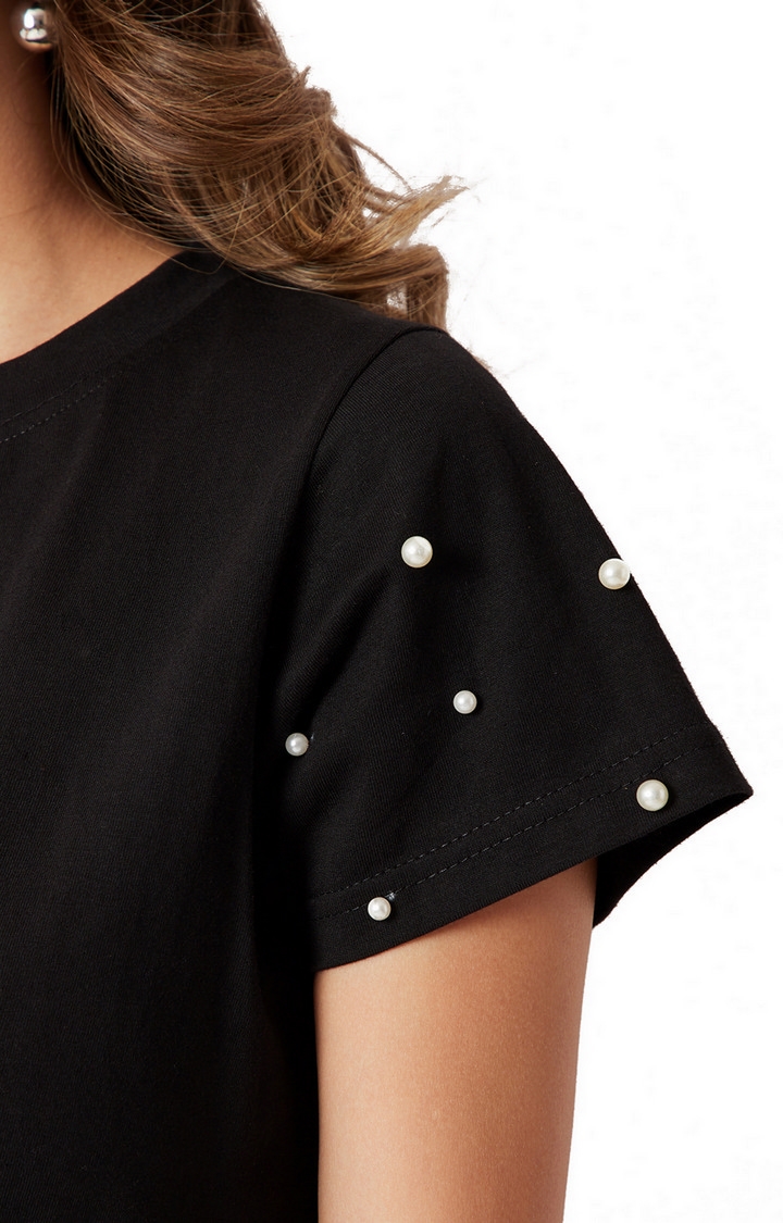 Women's Black Cotton SolidCasualwear Shift Dress