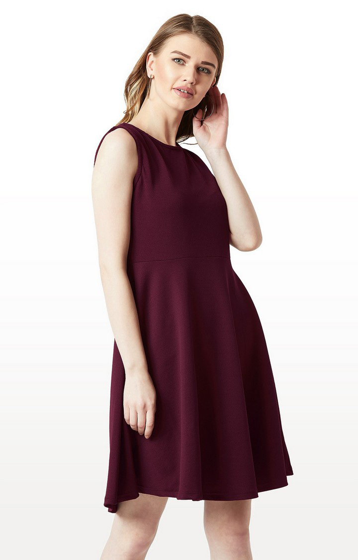 Women's Red Polyester SolidCasualwear Skater Dress
