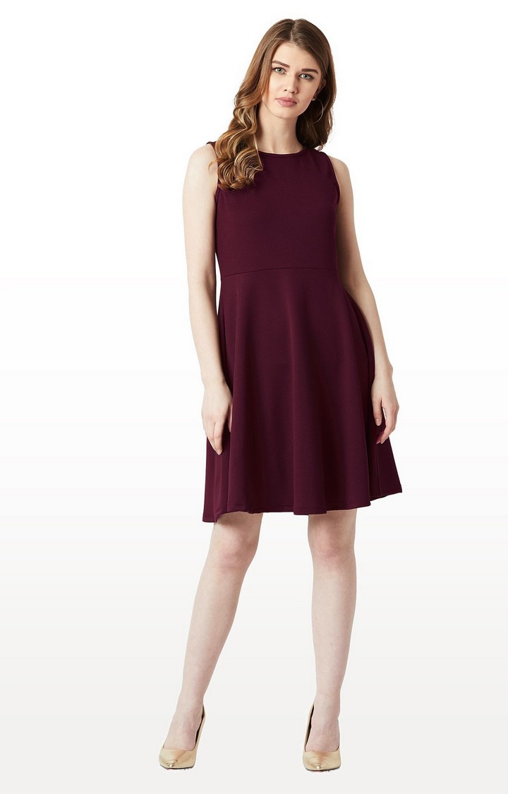 Women's Red Polyester SolidCasualwear Skater Dress