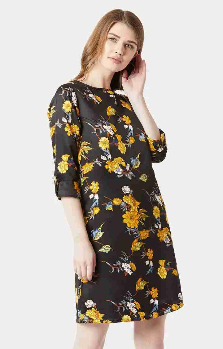 Women's Black Polyester FloralCasualwear Shift Dress