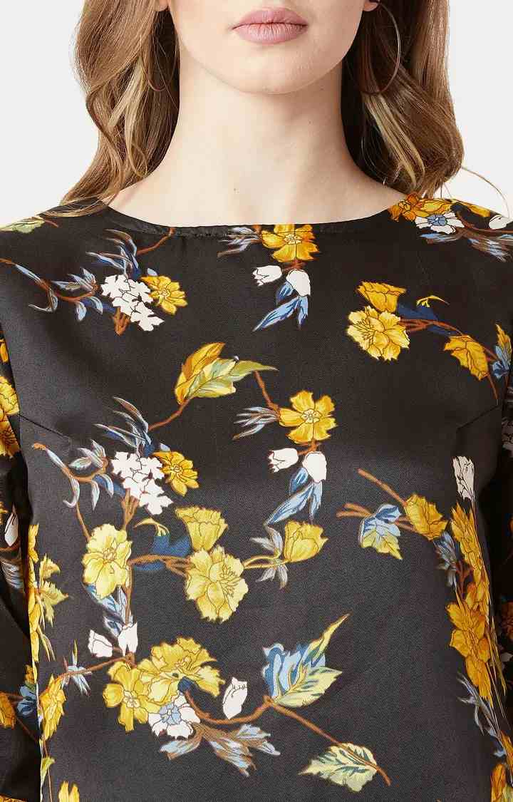 Women's Black Polyester FloralCasualwear Shift Dress