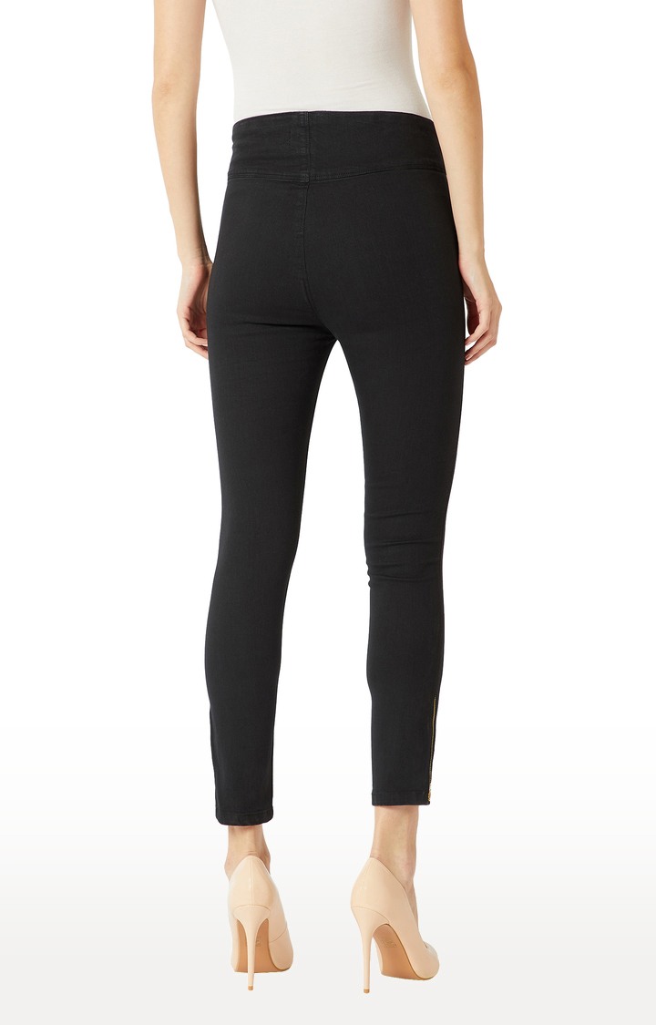 Women's Black Solid Jeggings
