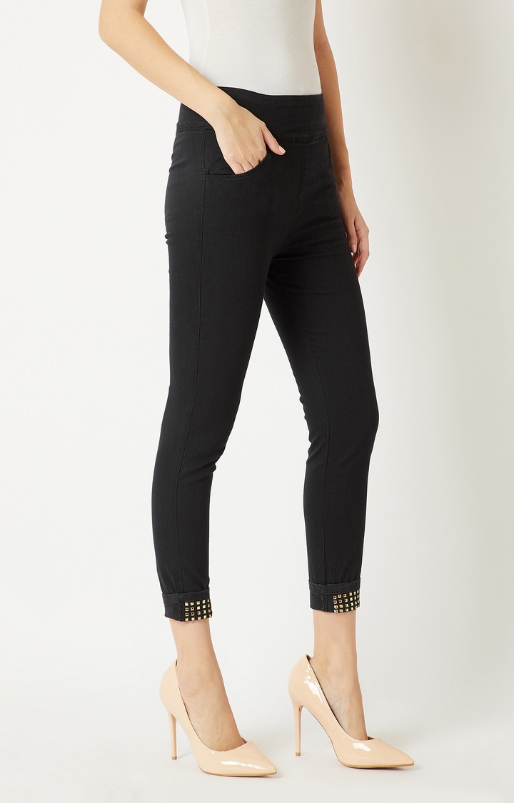 Women's Black Solid Jeggings