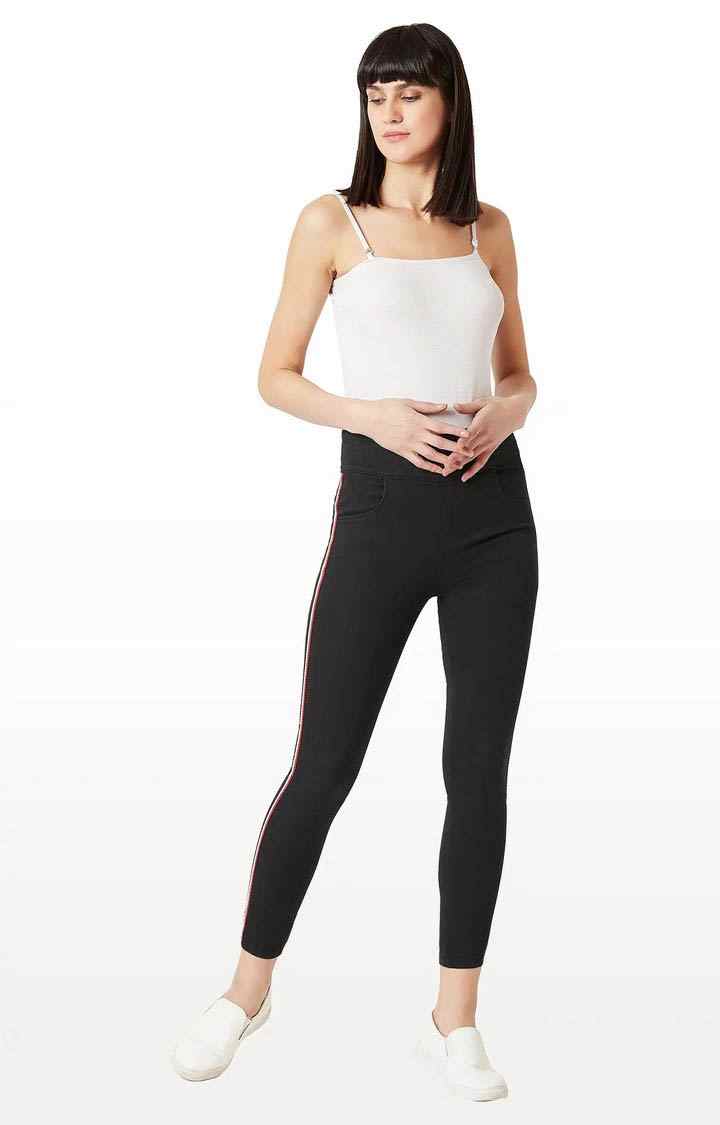 Women's Black Solid Jeggings