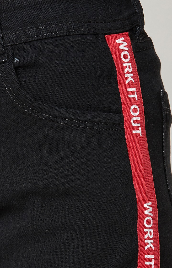 Women's Black Solid Straight Jeans