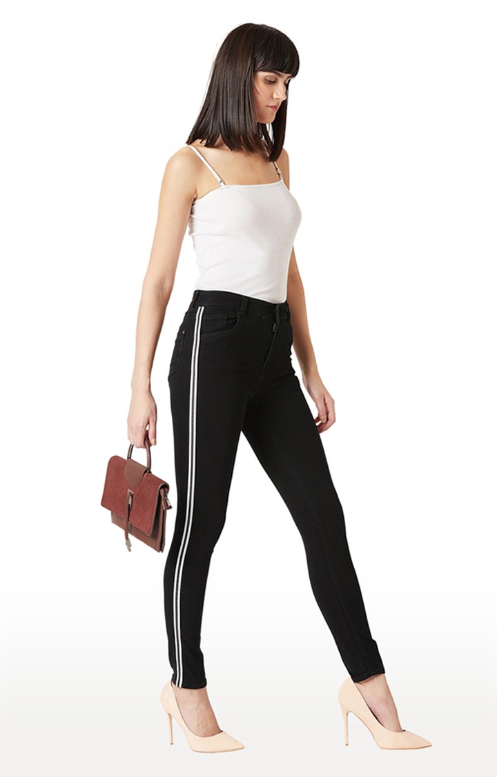 Women's Black Solid Skinny Jeans