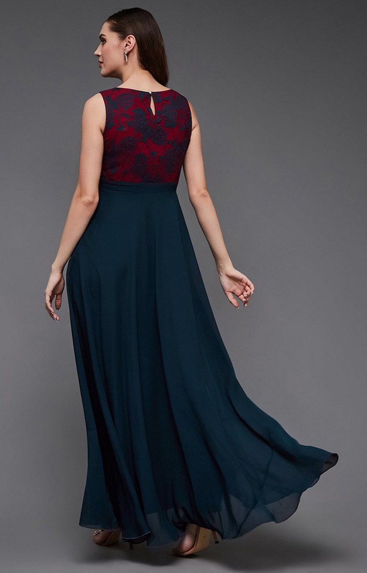 Women's Blue Georgette EmbroideredEveningwear Gowns