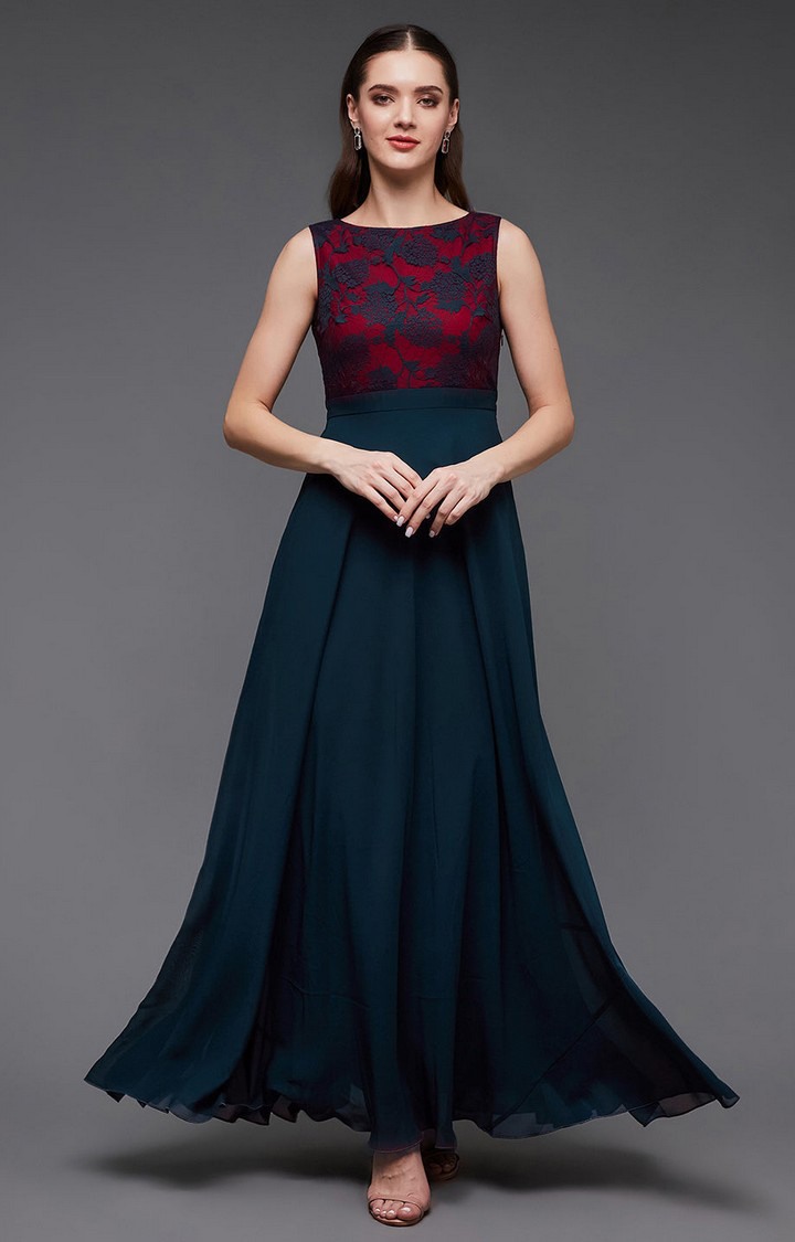 Women's Blue Georgette EmbroideredEveningwear Gowns