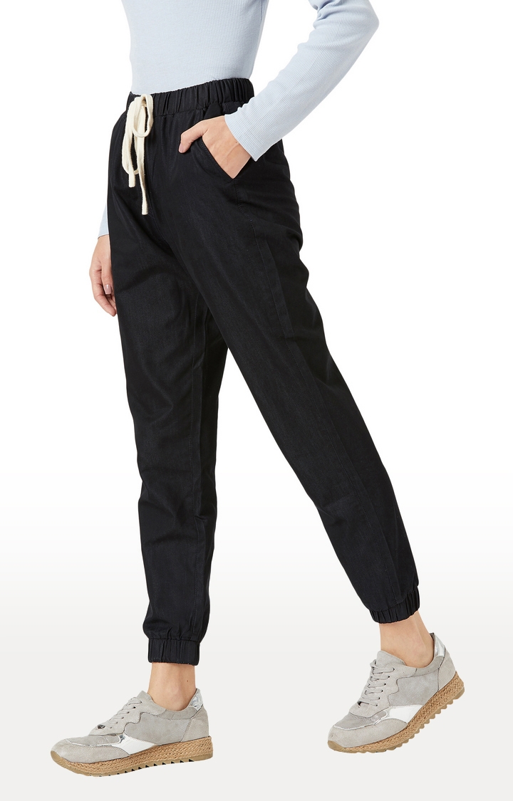 Women's Black Solid Joggers Jeans