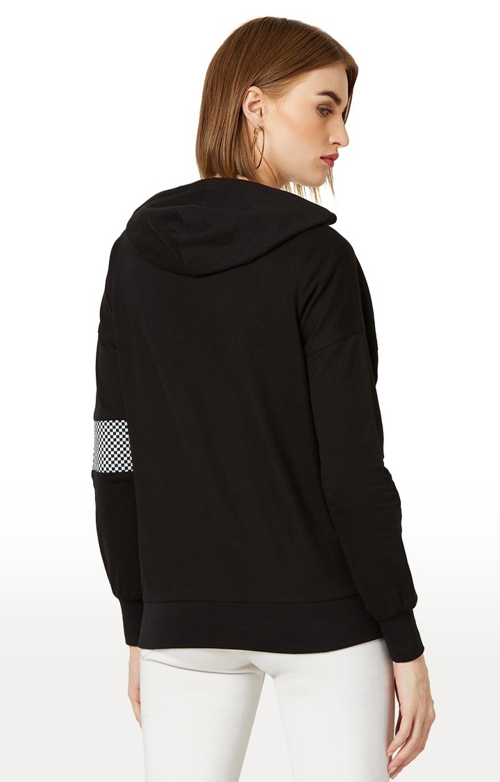MISS CHASE | Women's Black Solid Hoodies 3