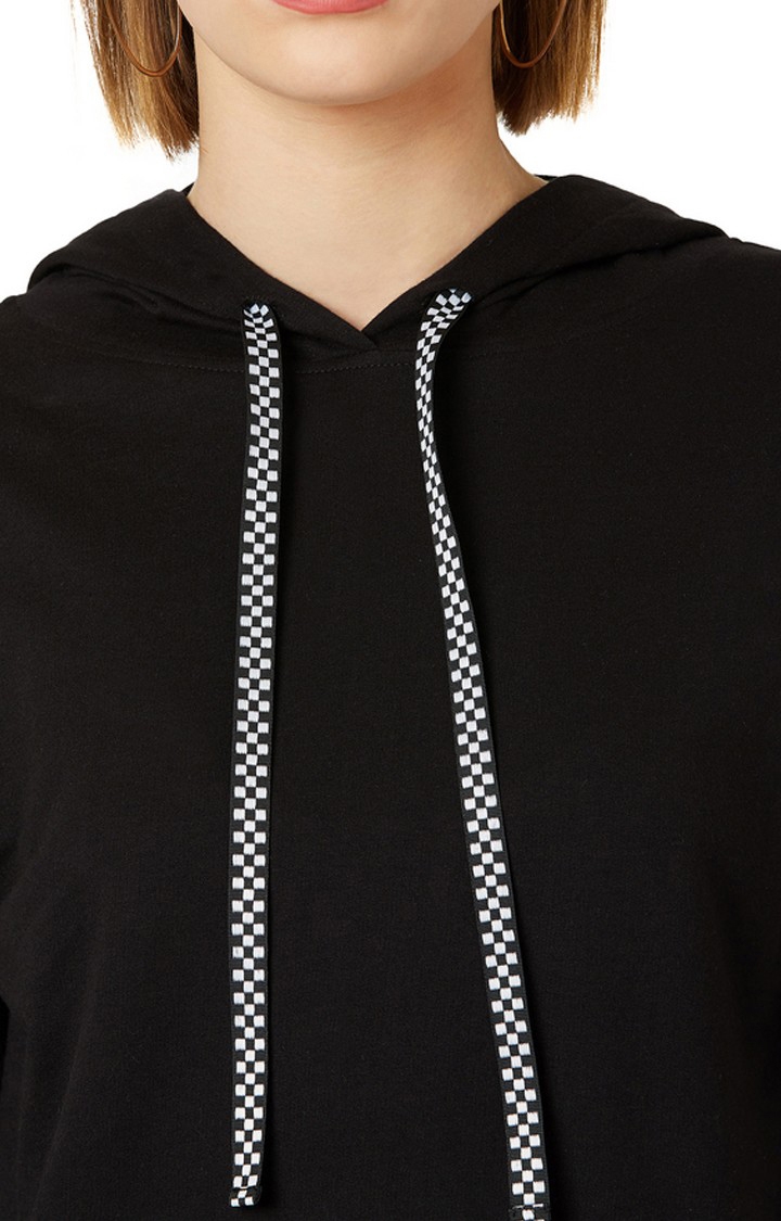 MISS CHASE | Women's Black Solid Hoodies 4