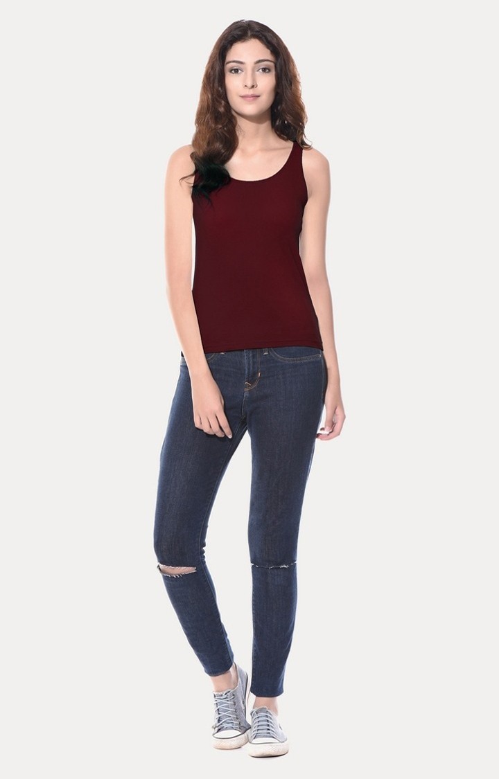 Women's Red Viscose SolidCasualwear Tank Top