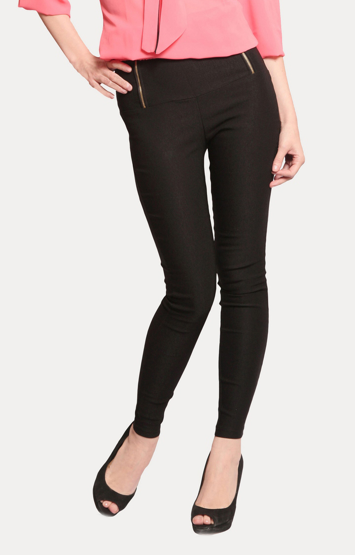 MISS CHASE | Women's Black Solid Jeggings