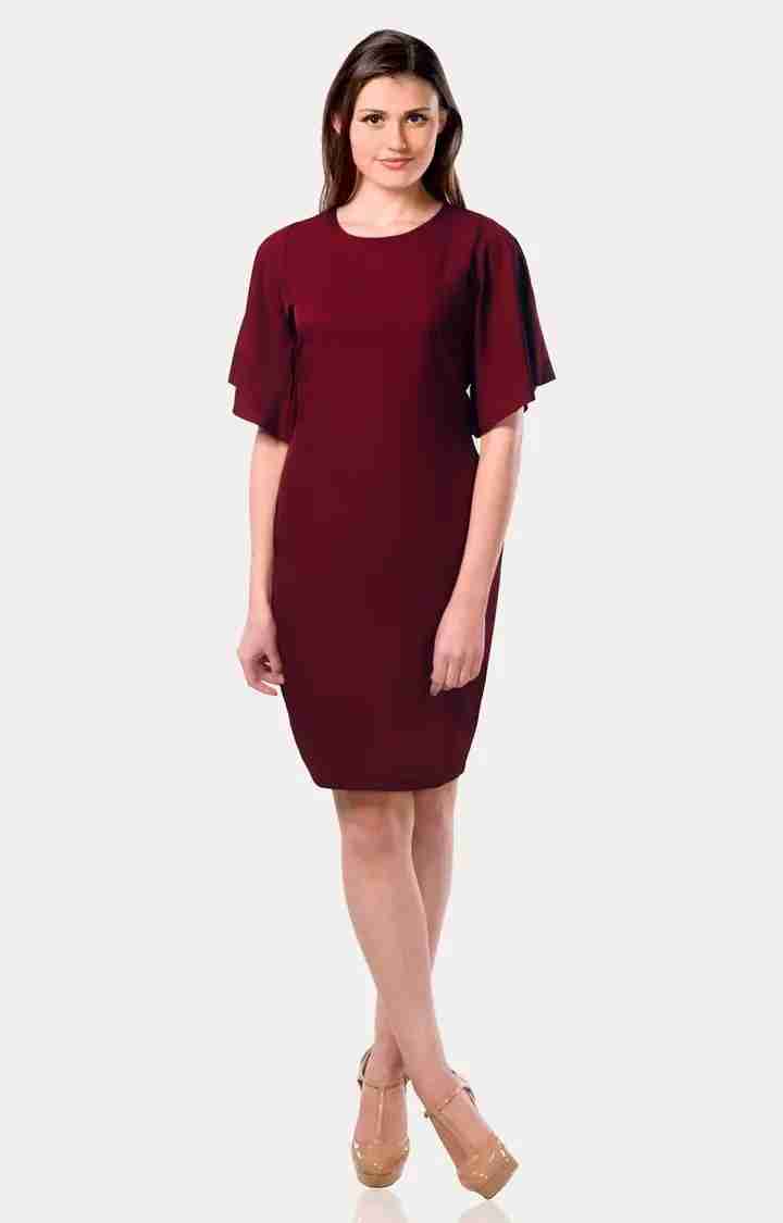 Women's Red Crepe SolidCasualwear Shift Dress