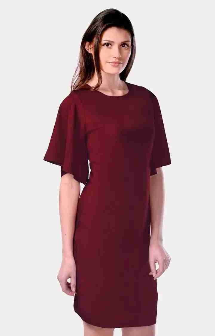 Women's Red Crepe SolidCasualwear Shift Dress