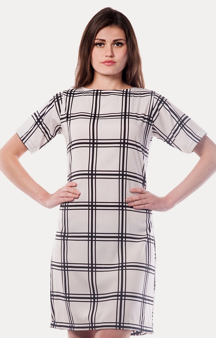 MISS CHASE | Women's White Crepe CheckedCasualwear Shift Dress