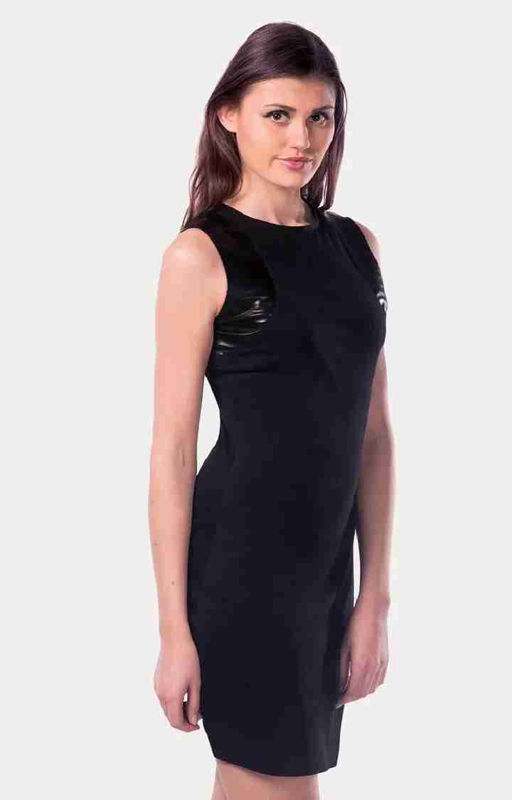 Women's Black Viscose SolidEveningwear Bodycon Dress