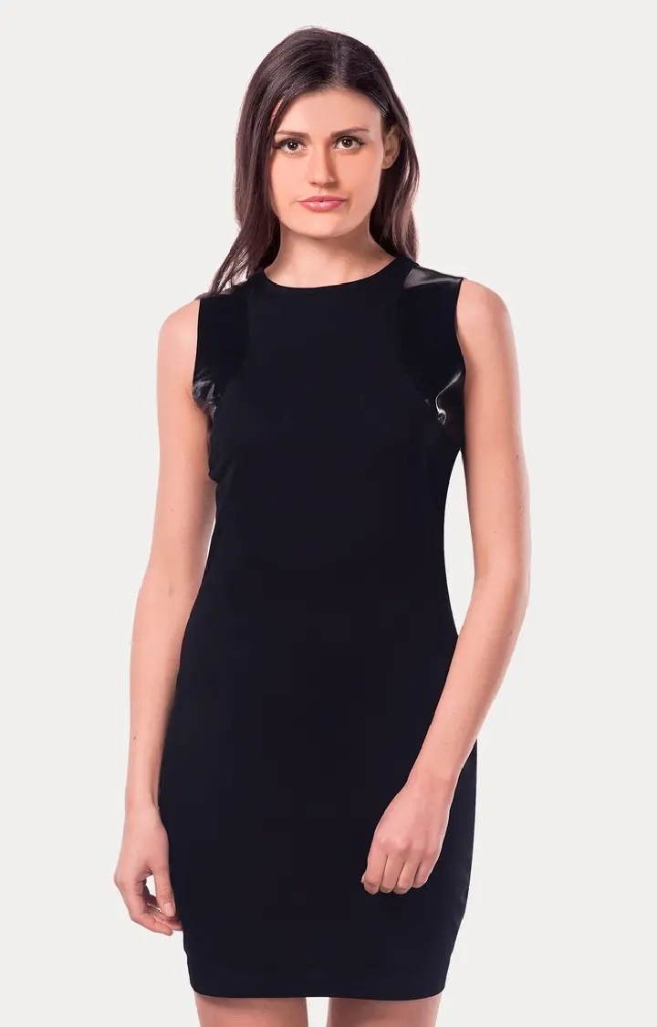 MISS CHASE | Women's Black Solid Bodycon Dress