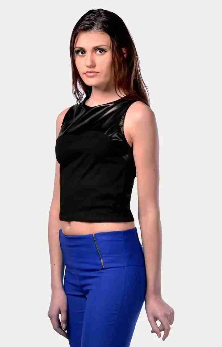 Women's Black Viscose SolidCasualwear Crop Top