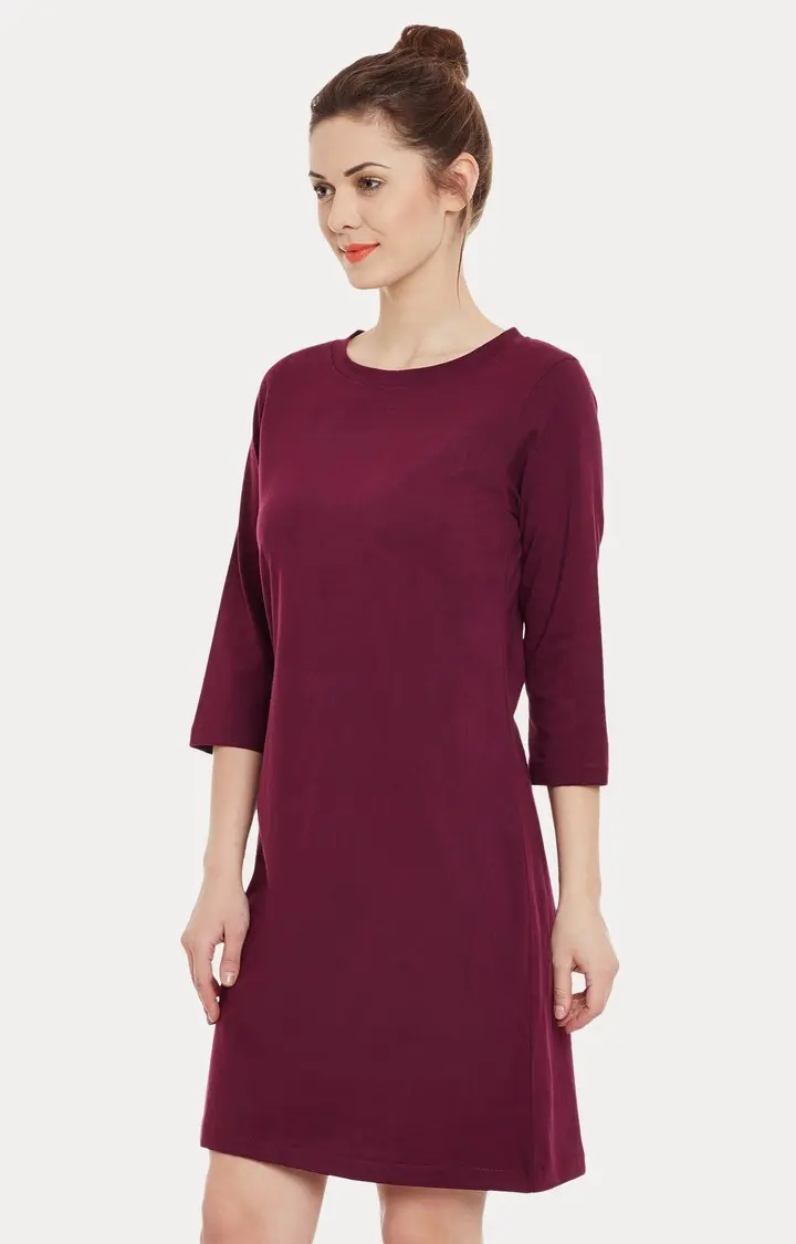 Women's Red Cotton SolidCasualwear Shift Dress