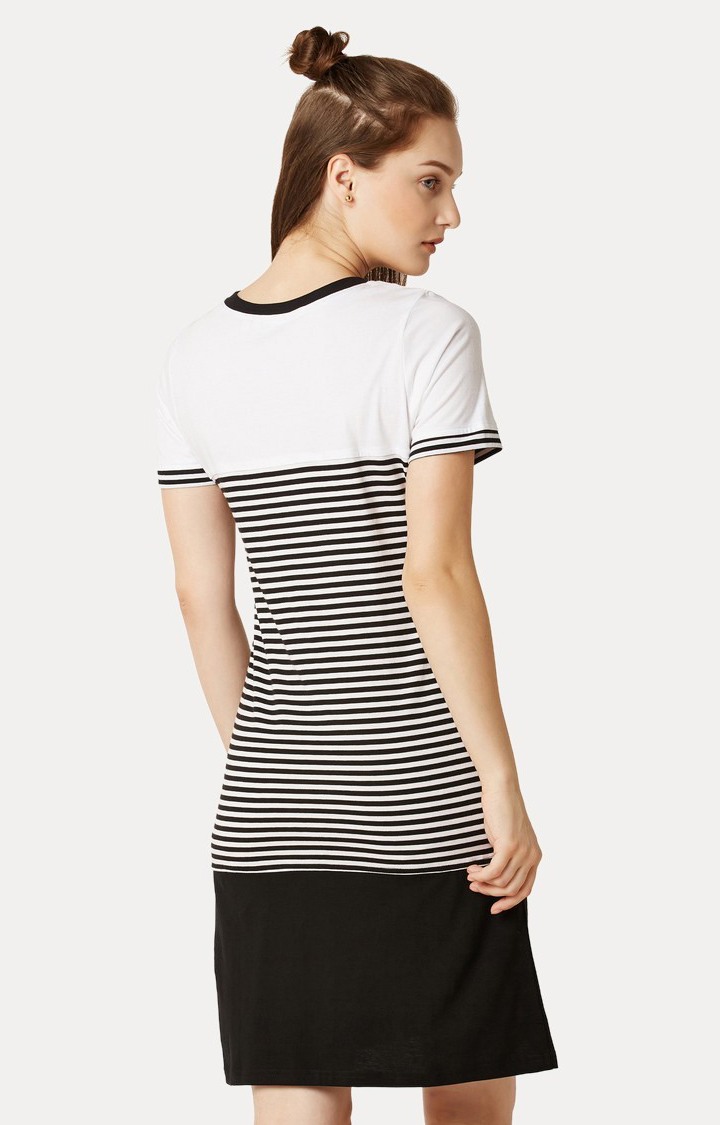 Women's White Cotton StripedCasualwear Shift Dress