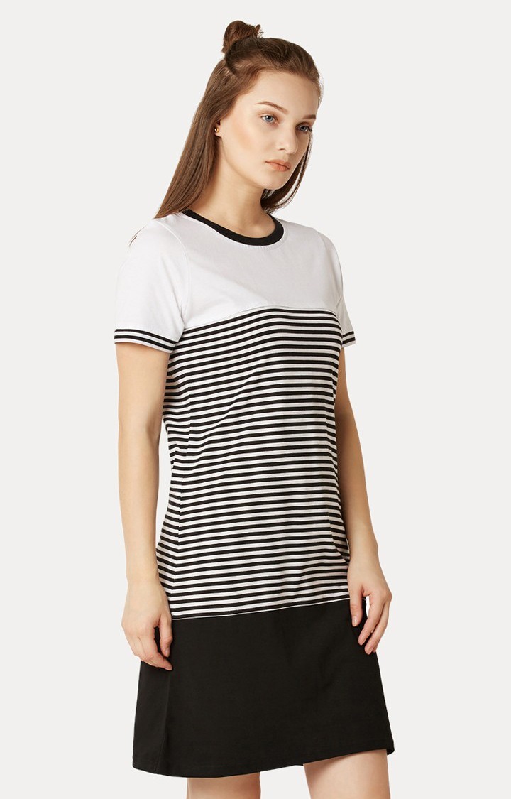Women's White Cotton StripedCasualwear Shift Dress