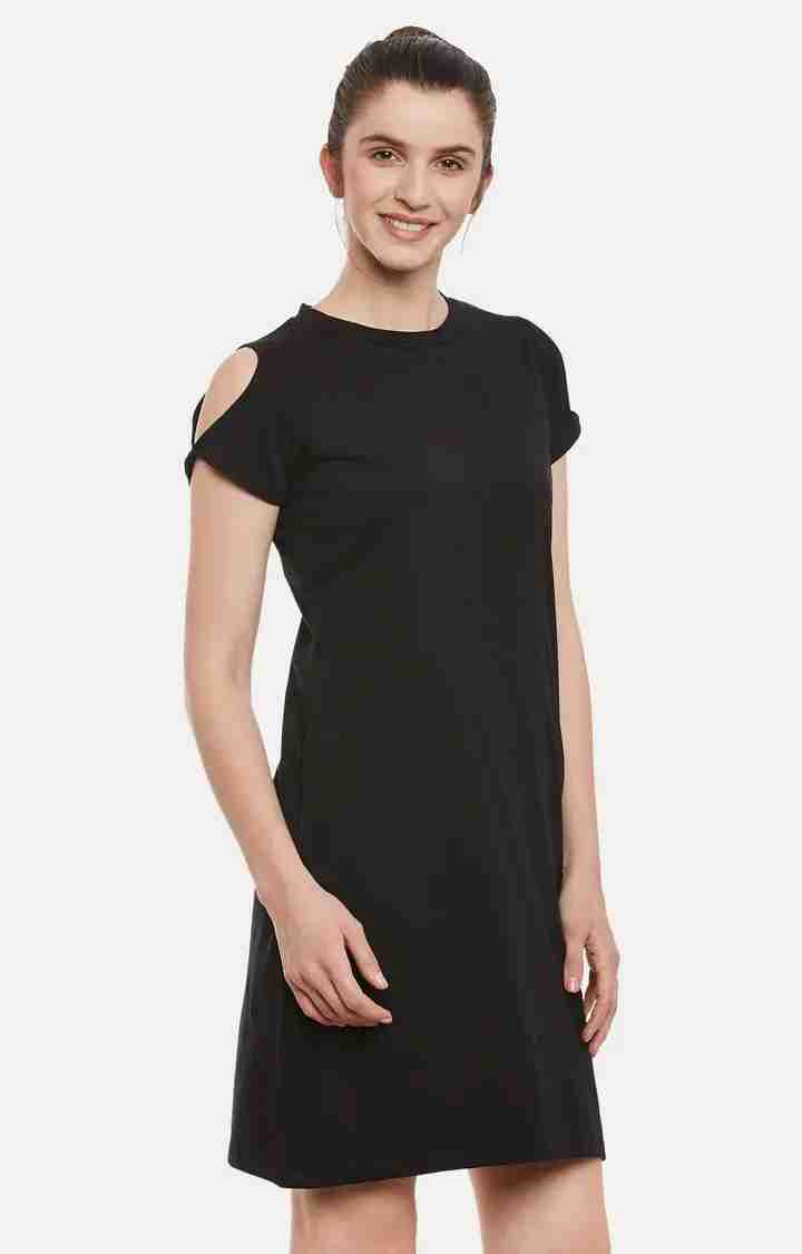 Women's Black Cotton SolidCasualwear Shift Dress