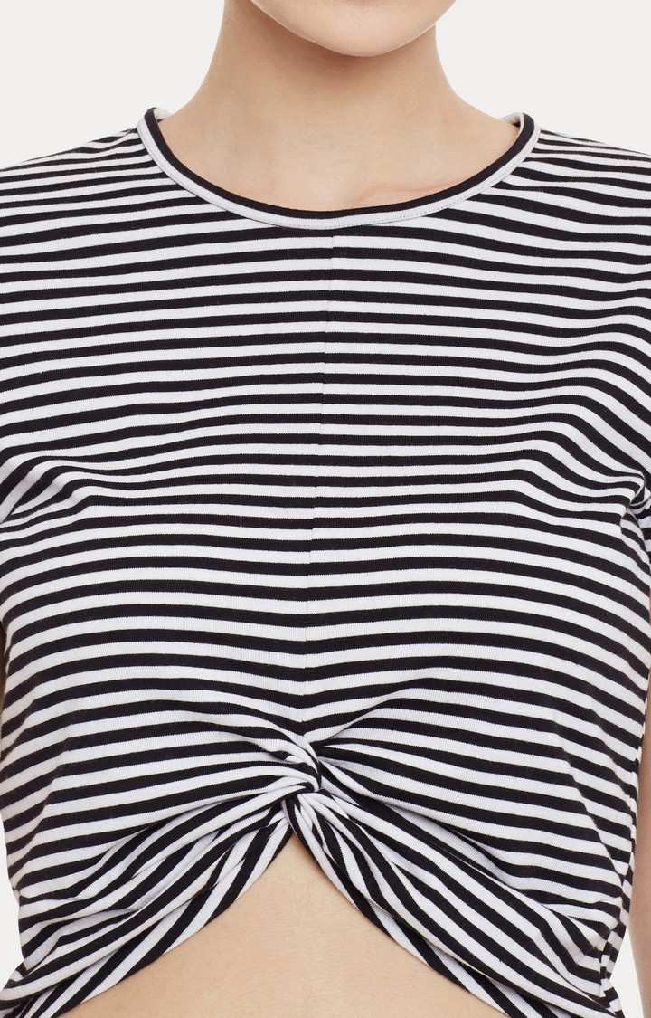 Women's Black Cotton StripedCasualwear Crop T-Shirts