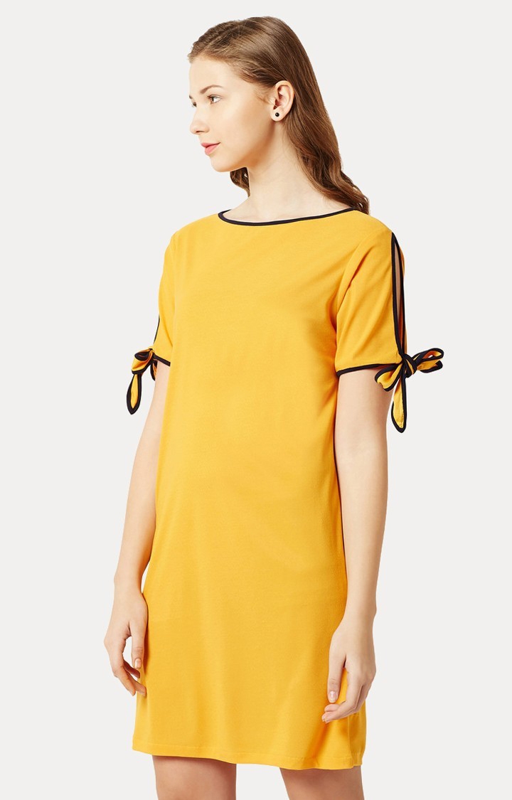 MISS CHASE | Women's Yellow Solid Shift Dress 2