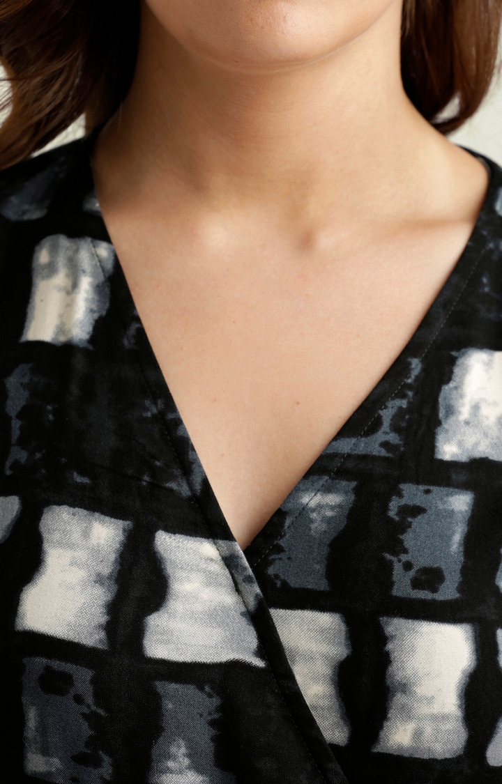 MISS CHASE | Women's Black Printed Maxi Dress 5