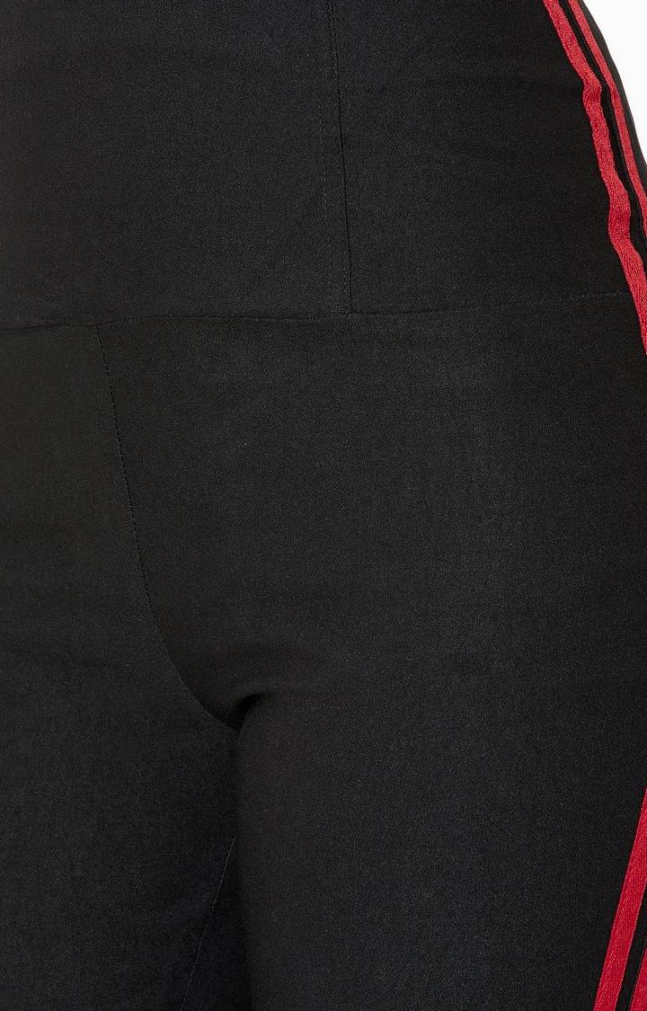 Women's Black Solid Jeggings