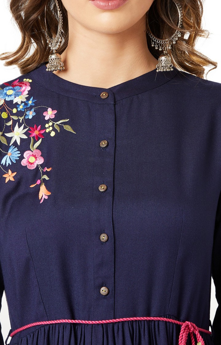 MISS CHASE | Blue Embroidered Kurta 4