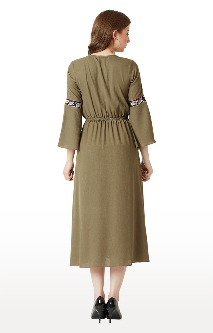 Women's Green Crepe SolidCasualwear Skater Dress