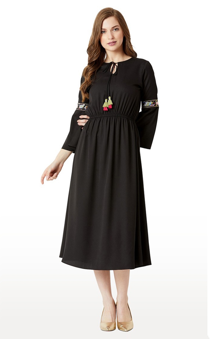 MISS CHASE | Women's Black Crepe SolidCasualwear Fit & Flare Dress