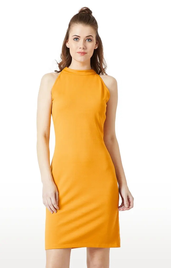 Women's Yellow Polyester SolidCasualwear Shift Dress