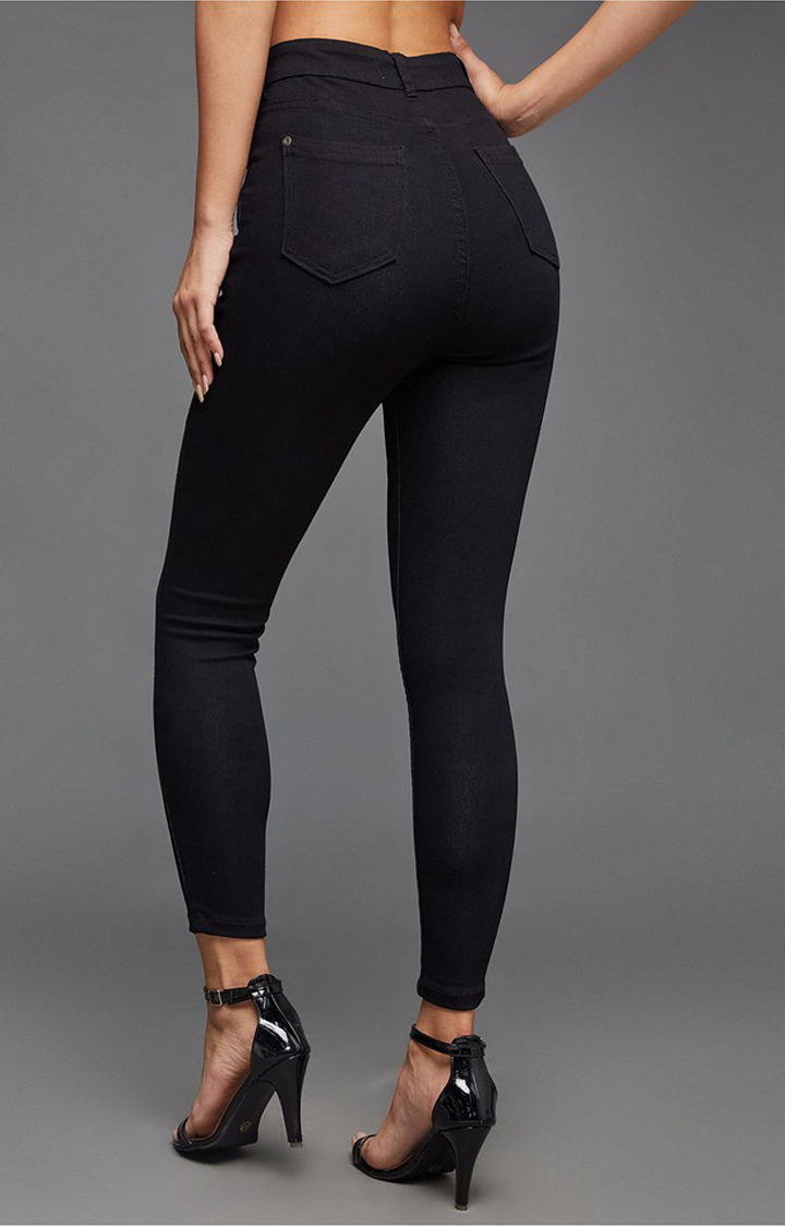 Women's Black Solid Skinny Jeans