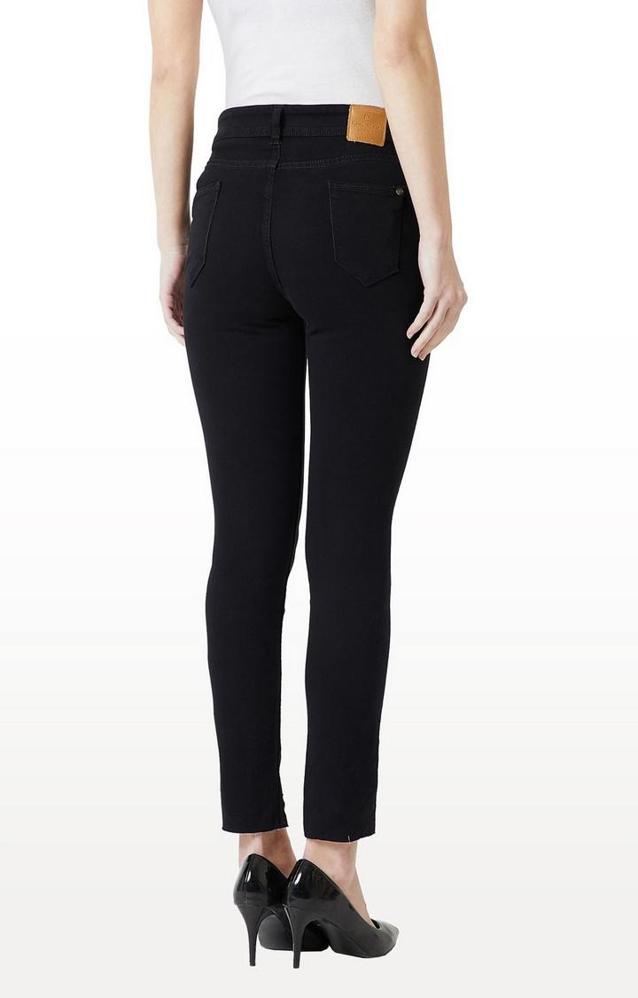 Women's Black Solid Skinny Jeans
