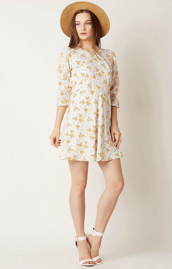 Women's White Crepe Casualwear Shift Dress