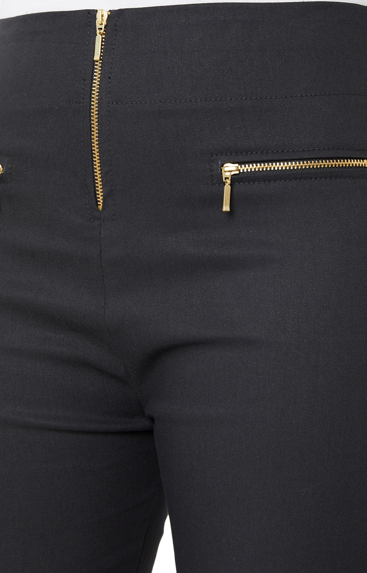 Women's Black Solid Jeggings