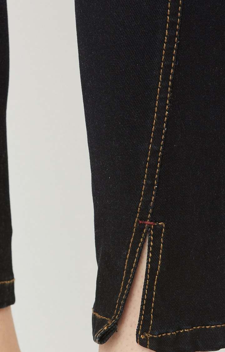 Women's Black Solid Skinny Jeans