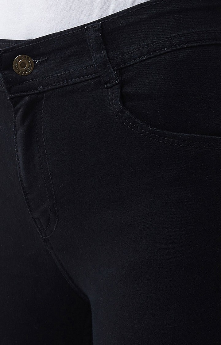 Women's Black Solid Skinny Jeans