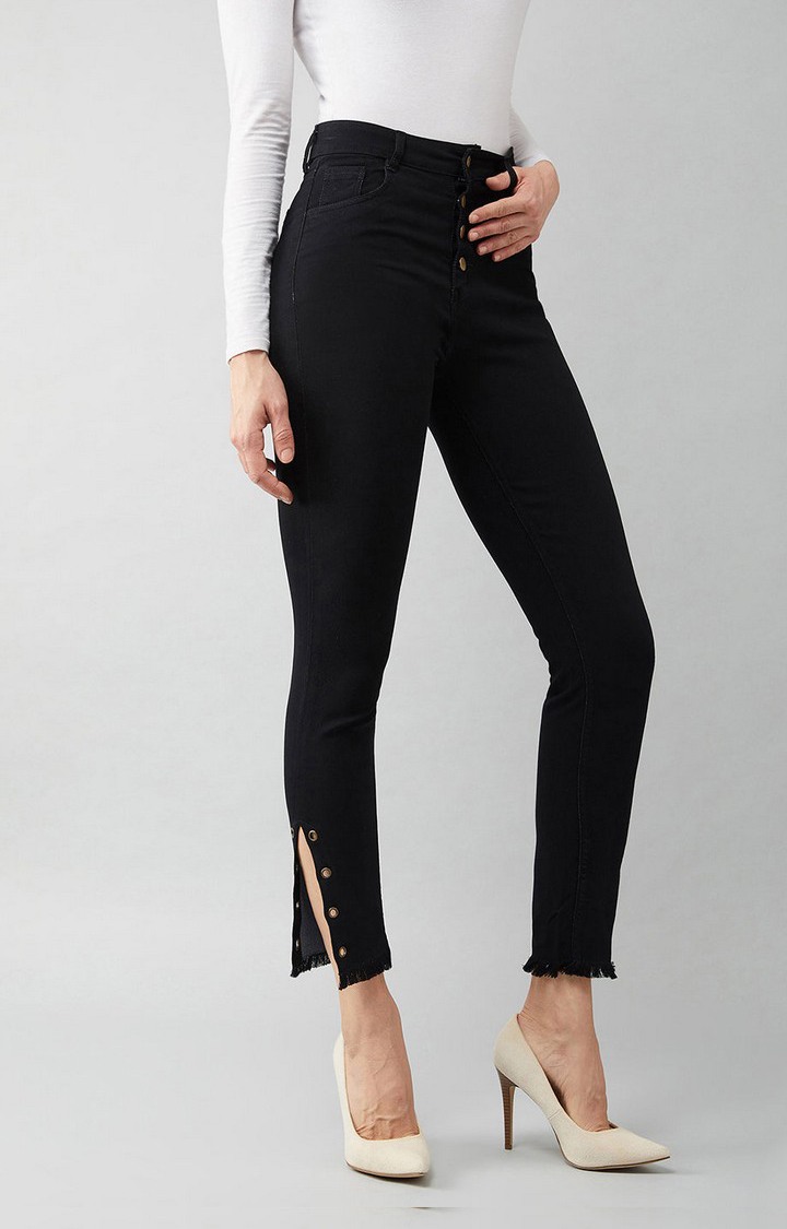 Women's Black Solid Slim Jeans