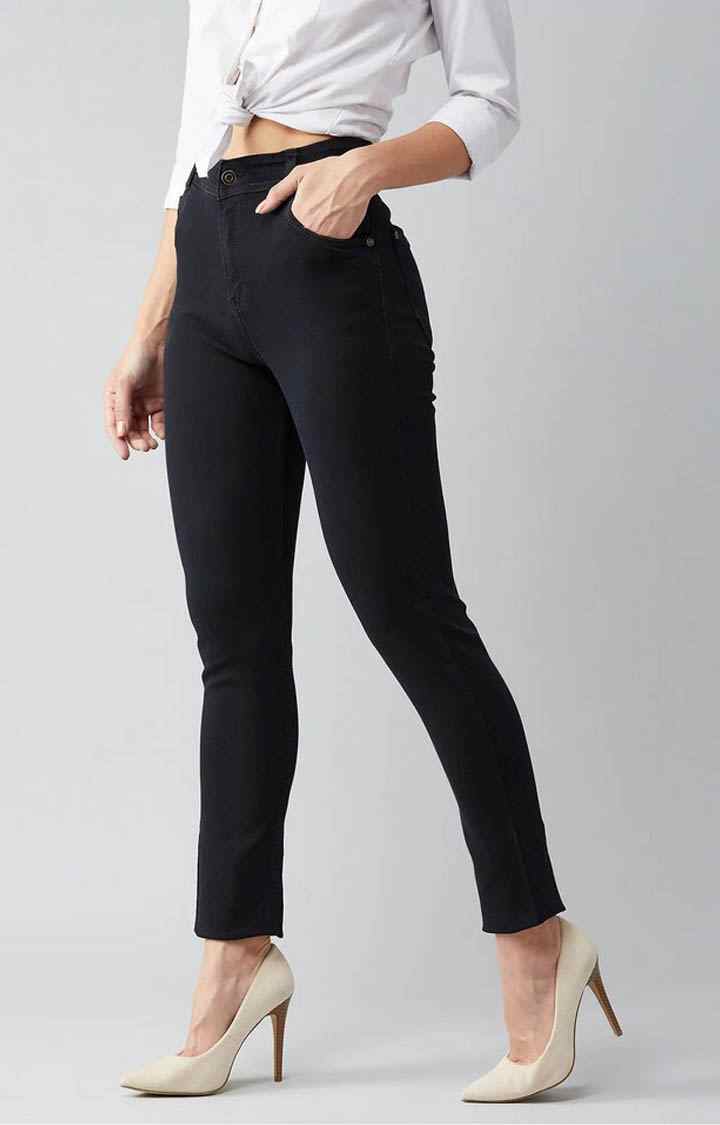 Women's Black Solid Slim Jeans