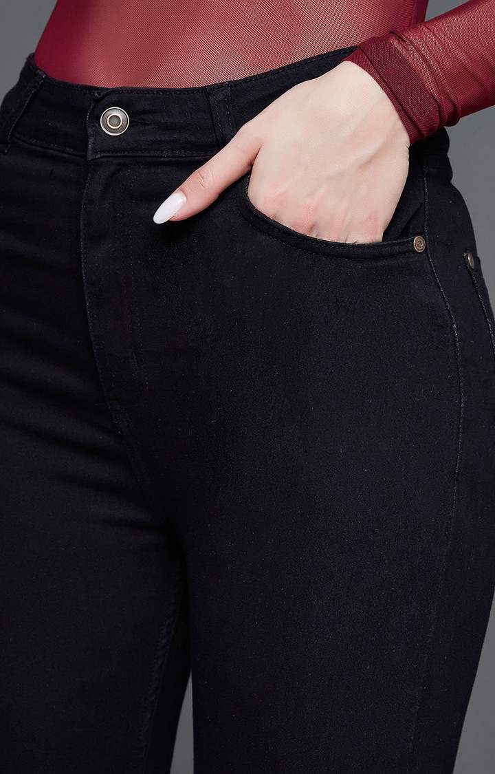 Women's Black Solid Slim Jeans