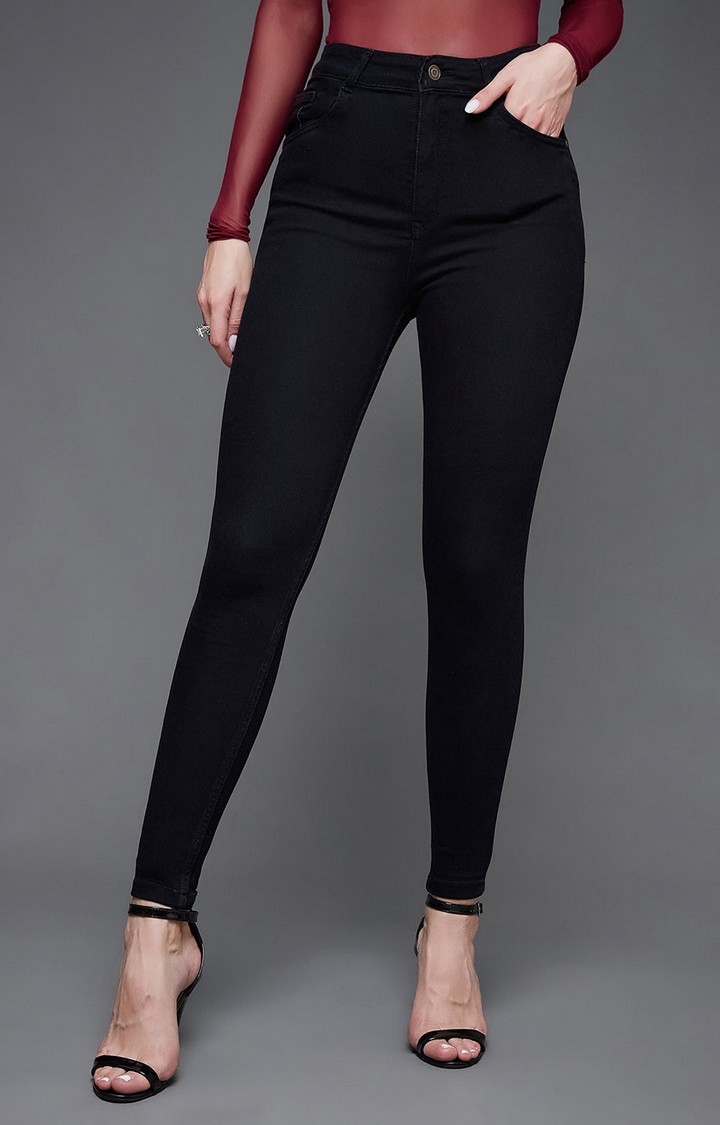 Women's Black Solid Slim Jeans