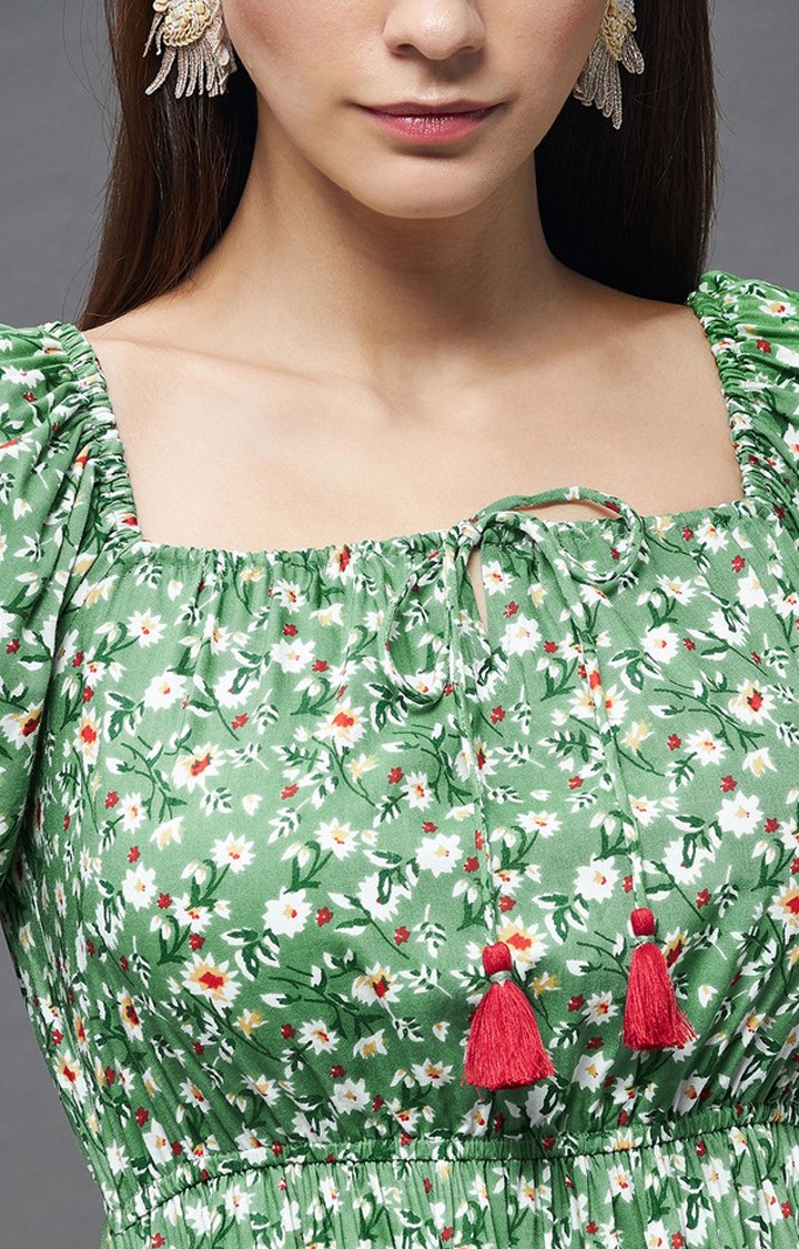 Women's Green Viscose Rayon FloralCasualwear Tiered Dress